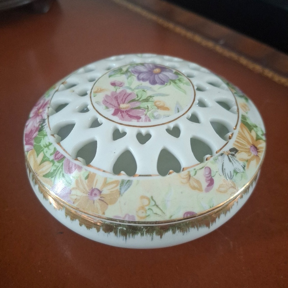 Flowered Porcelain Trinket Box